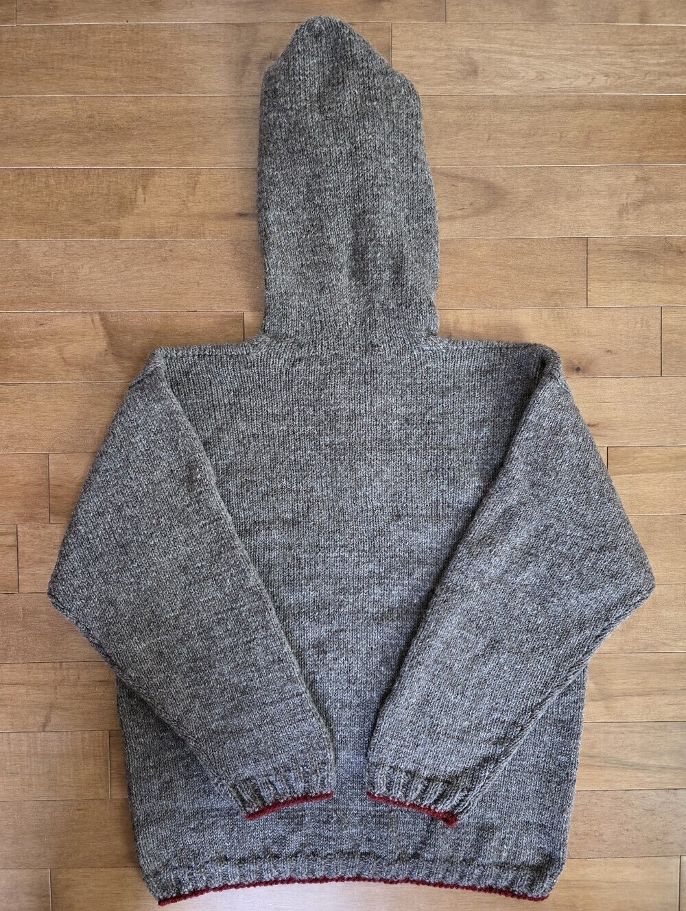 Kumbeshwar 100% Pure New Wool Boho Sweater – Size M – Brownish-Gray / Merlot Red - Picture 5 of 6